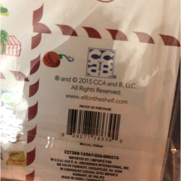 Elf on the Shelf Christmas Tradition book - Picture 7 of 12